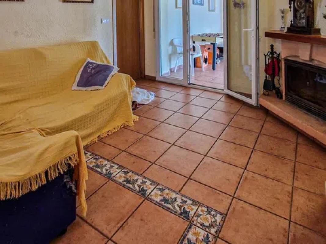 Propiedades en venta y alquiler en España photo 4