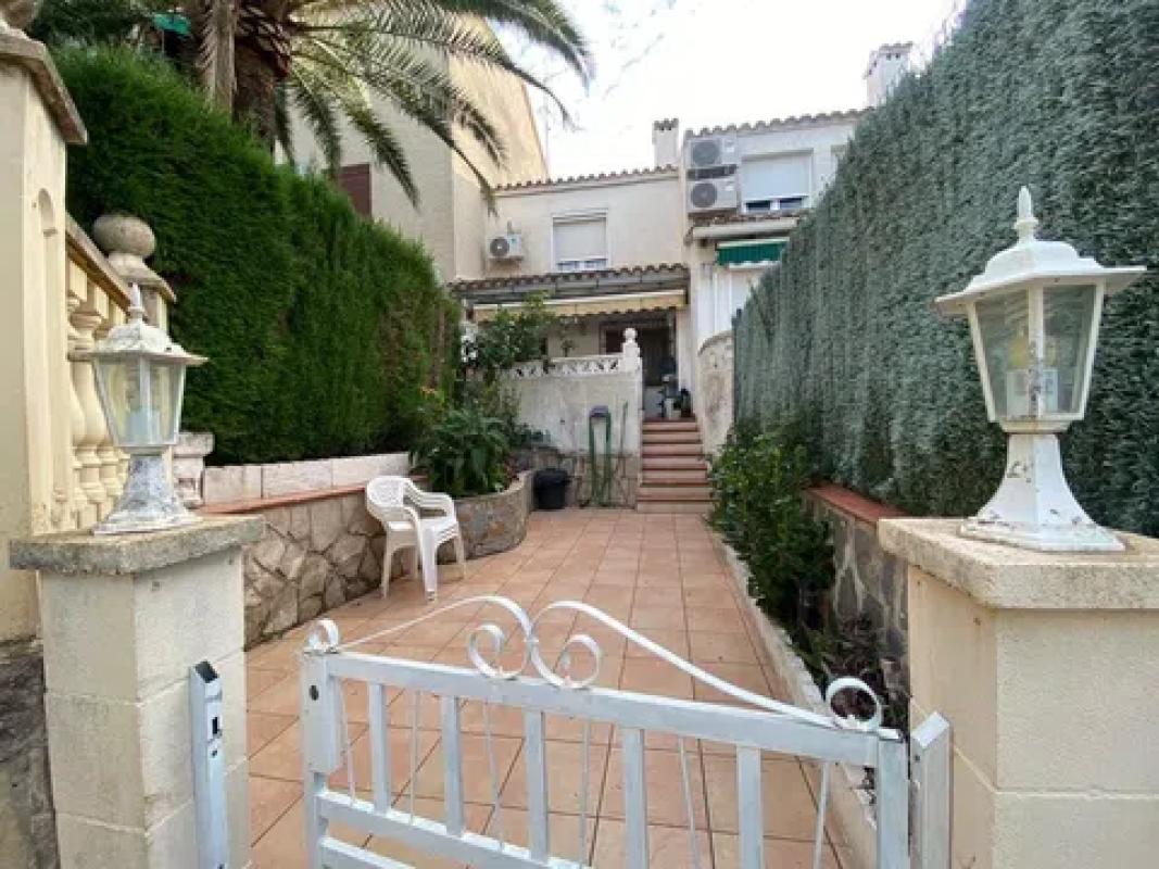 Propiedades en venta y alquiler en España photo 2