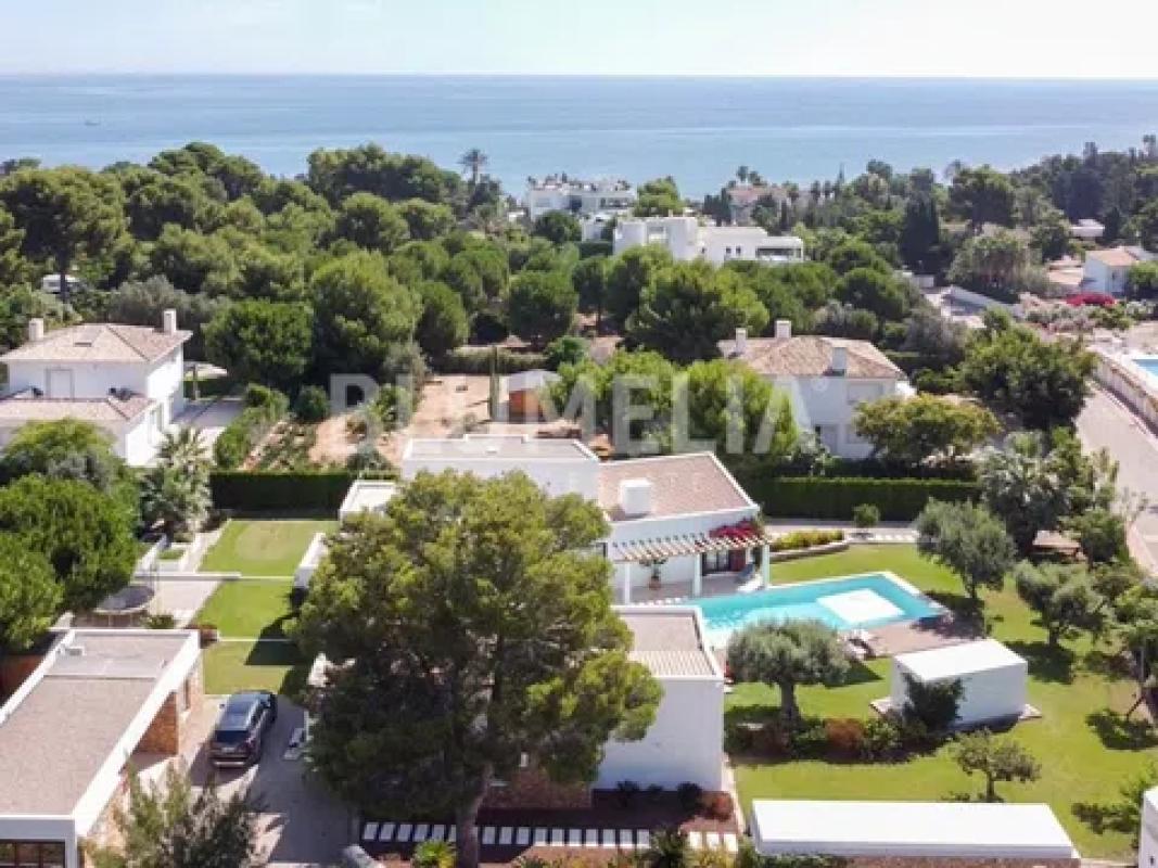 Properties for sale and rent in Spain photo 3