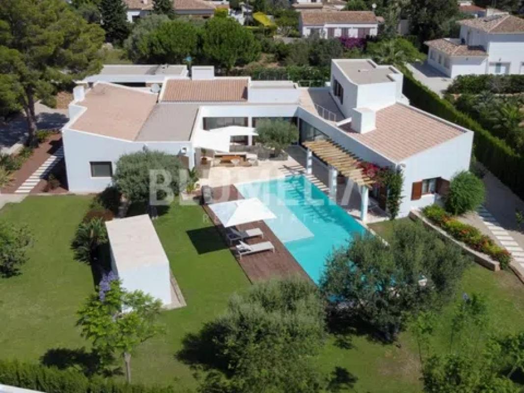 Properties for sale and rent in Spain photo 5