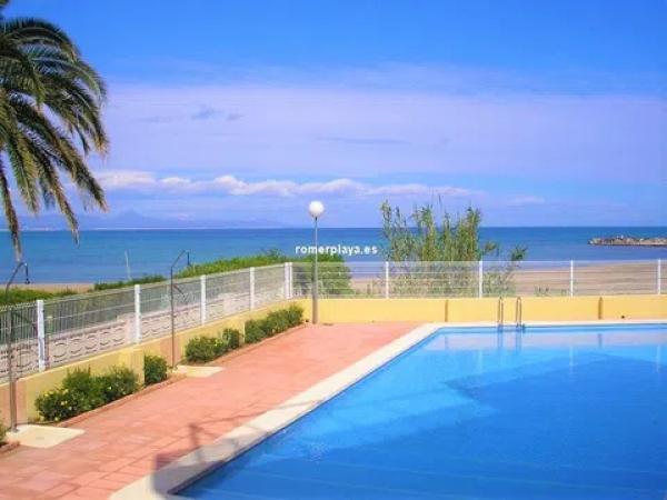 Piso en venta en Calle Mar Cantàbrica, Denia thumbnail 1