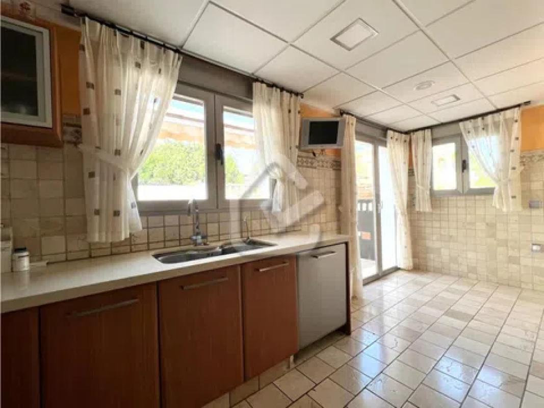 Propiedades en venta y alquiler en España photo 2