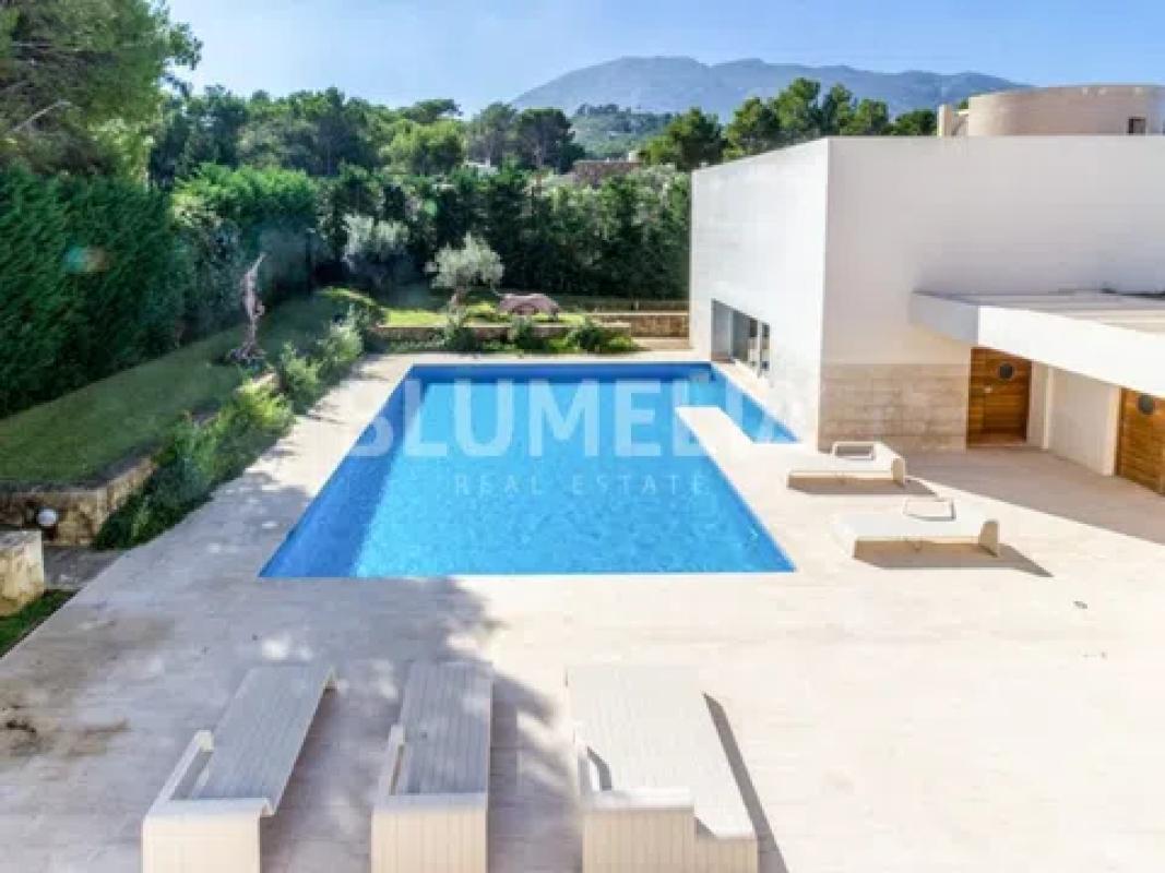 Properties for sale and rent in Spain photo 4