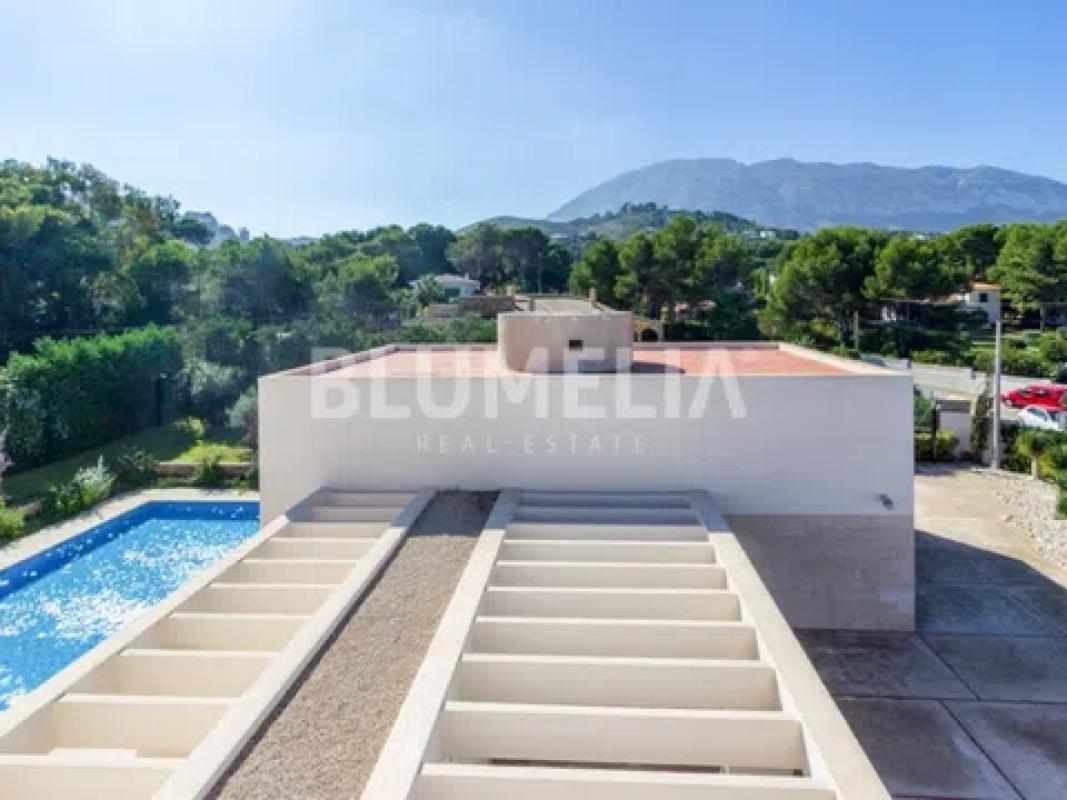 Properties for sale and rent in Spain photo 5