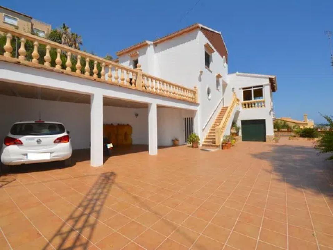Propiedades en venta y alquiler en España photo 2