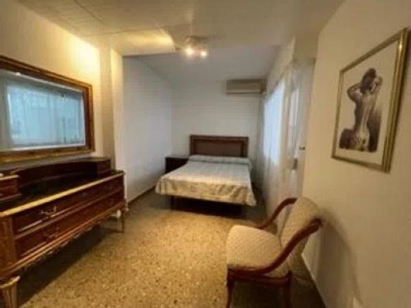 Penthouse for sale in  Calle Portugal, Alicante / Alacant photo 4