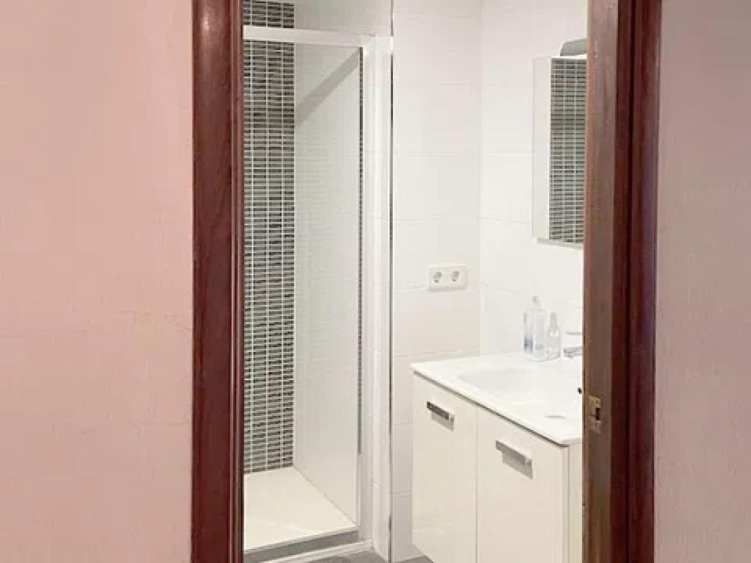 Venta de piso en Barrio Ensanche-Diputación, Alicante / Alacant
 photo 2