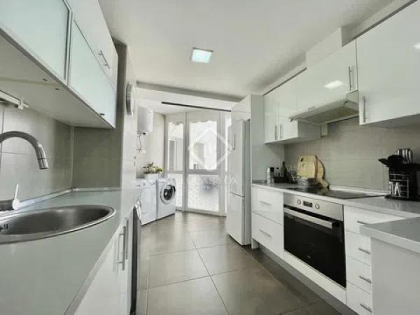 Penthouse for sale in  Calle Orense, Alicante / Alacant photo 4
