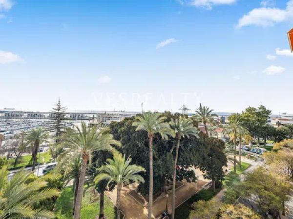 Piso en venta en  Avenida de Ramón y Cajal, 7, Alicante / Alacant photo 3