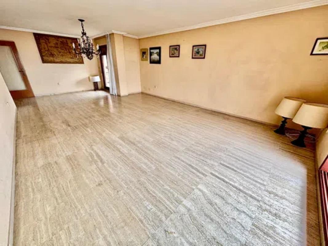 Venta de piso en Avenida Oscar Espla, Alicante / Alacant
 photo 4
