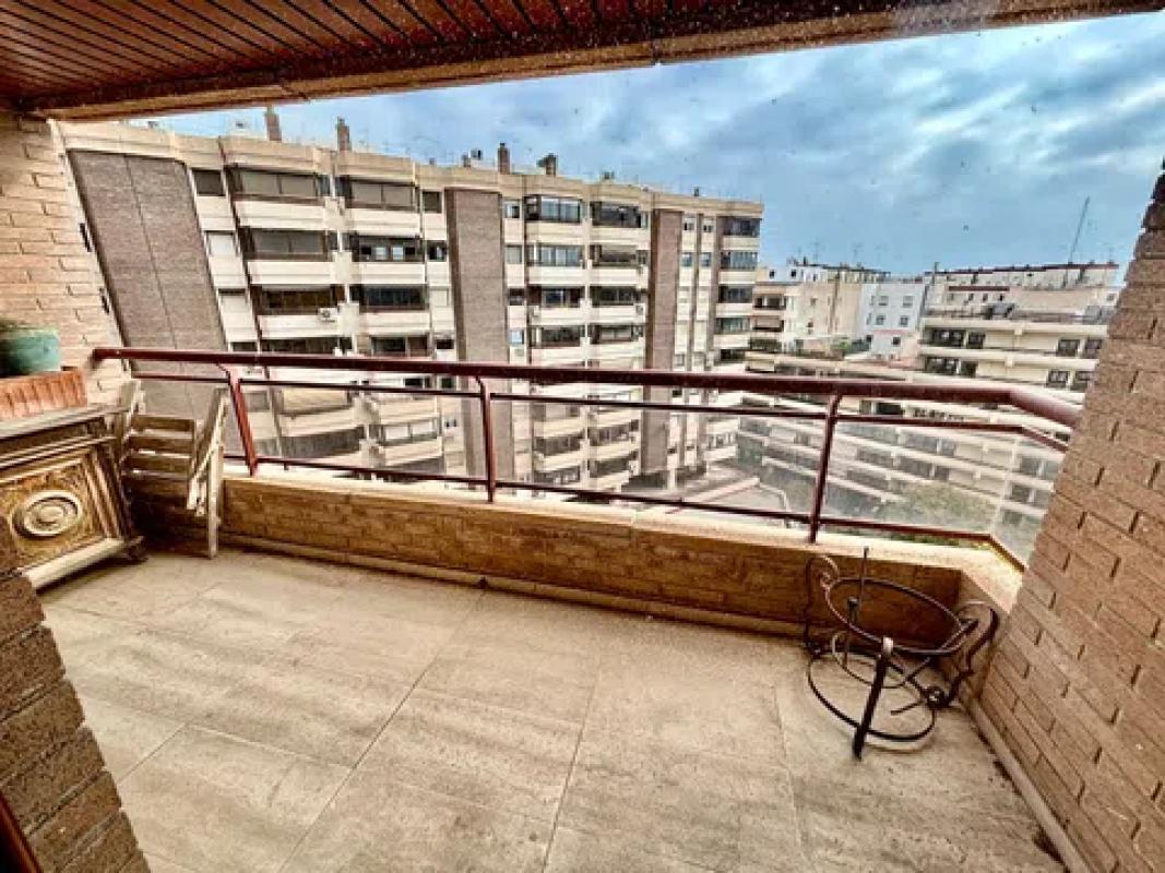 Venta de piso en Avenida Oscar Espla, Alicante / Alacant
 photo 5