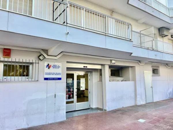 Apartment for sale in  Avenida Bruselas, Alicante / Alacant photo 2