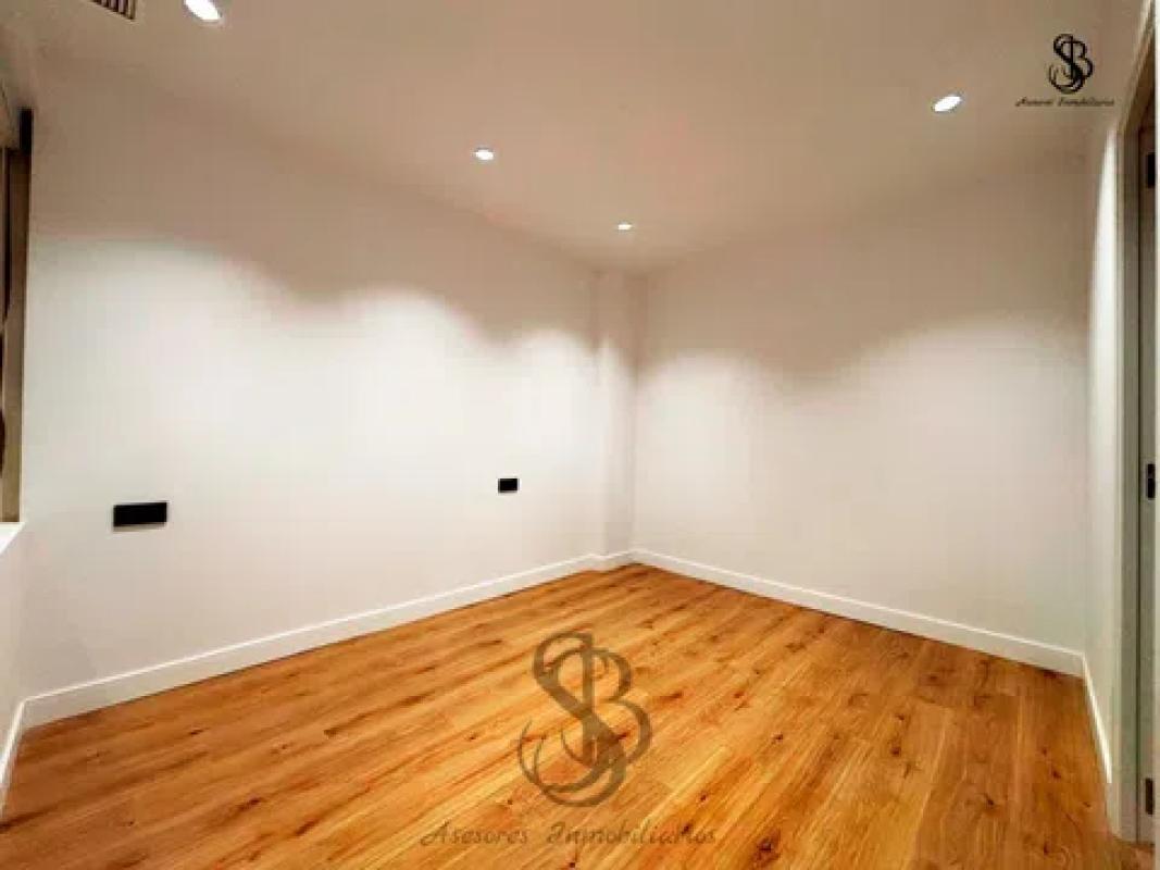 Venta de piso en Calle de San Salvador, Alicante / Alacant
 photo 5