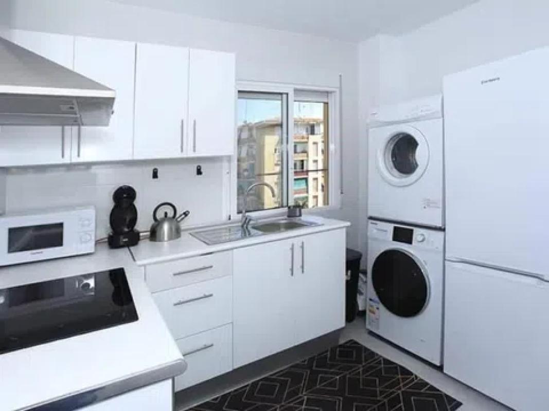 Venta de piso en Barrio Virgen del Remedio - Parque lo Morant, Alicante / Alacant
photo 3