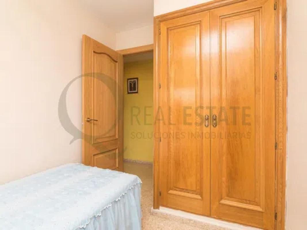 Sprzedaż mieszkania w Barrio Playa de San Juan, Alicante / Alacant
photo 3