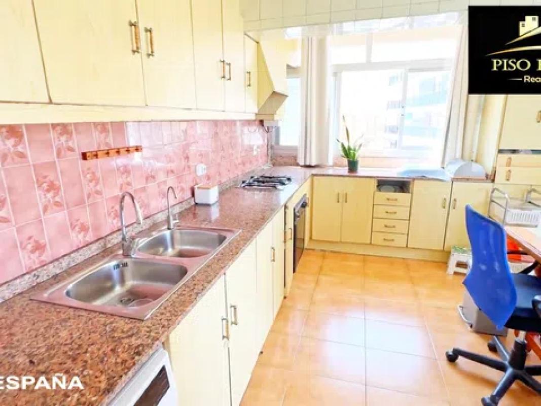 Venta de piso en Avenida de Niza, Alicante / Alacant
 photo 5