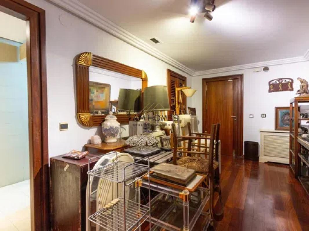 Venta de piso en Barrio Casco Histórico-Santa Cruz, Alicante / Alacant
photo 4