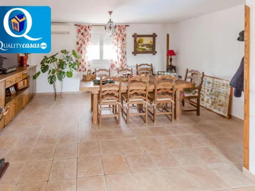 Недвижимость на продажу и в аренду в Испании photo 3
