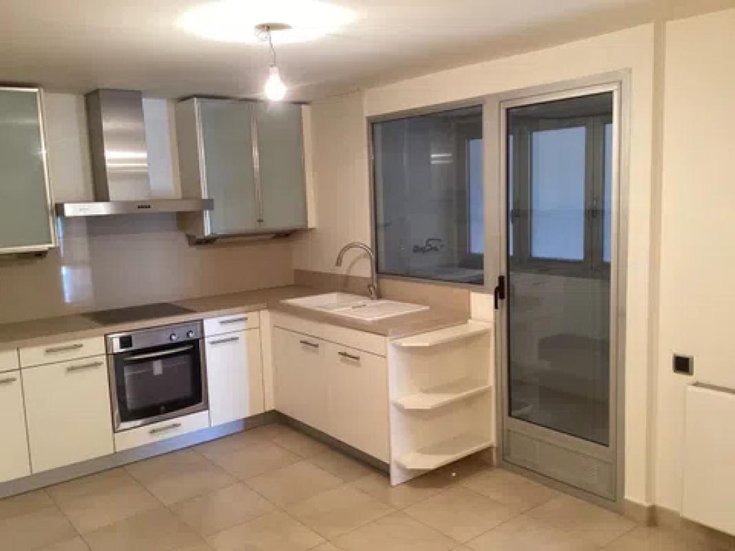 Venta de piso en Avenida d'Elx, 4, Alicante / Alacant
 photo 2