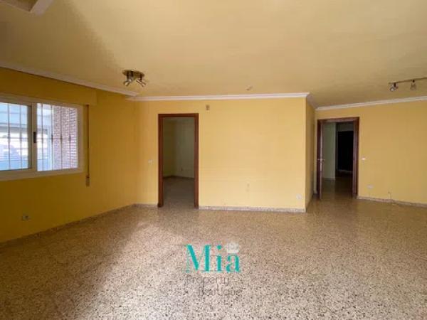 Пентхаус на продажу в  Avenida Eusebio Sempere, Аликанте photo 4