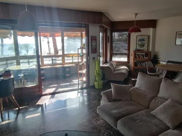 Продажа квартиры в Avenida Juan Bautista Lafora, 6, Аликанте thumbnail 2