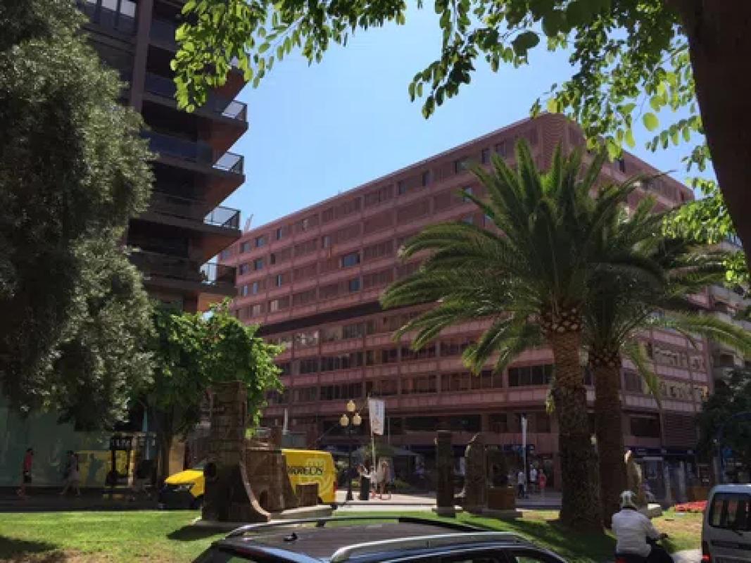 Venta de piso en Rambla Méndez Núñez, 40 , 4º E, 03002, Alicante / Alacant
 photo 2