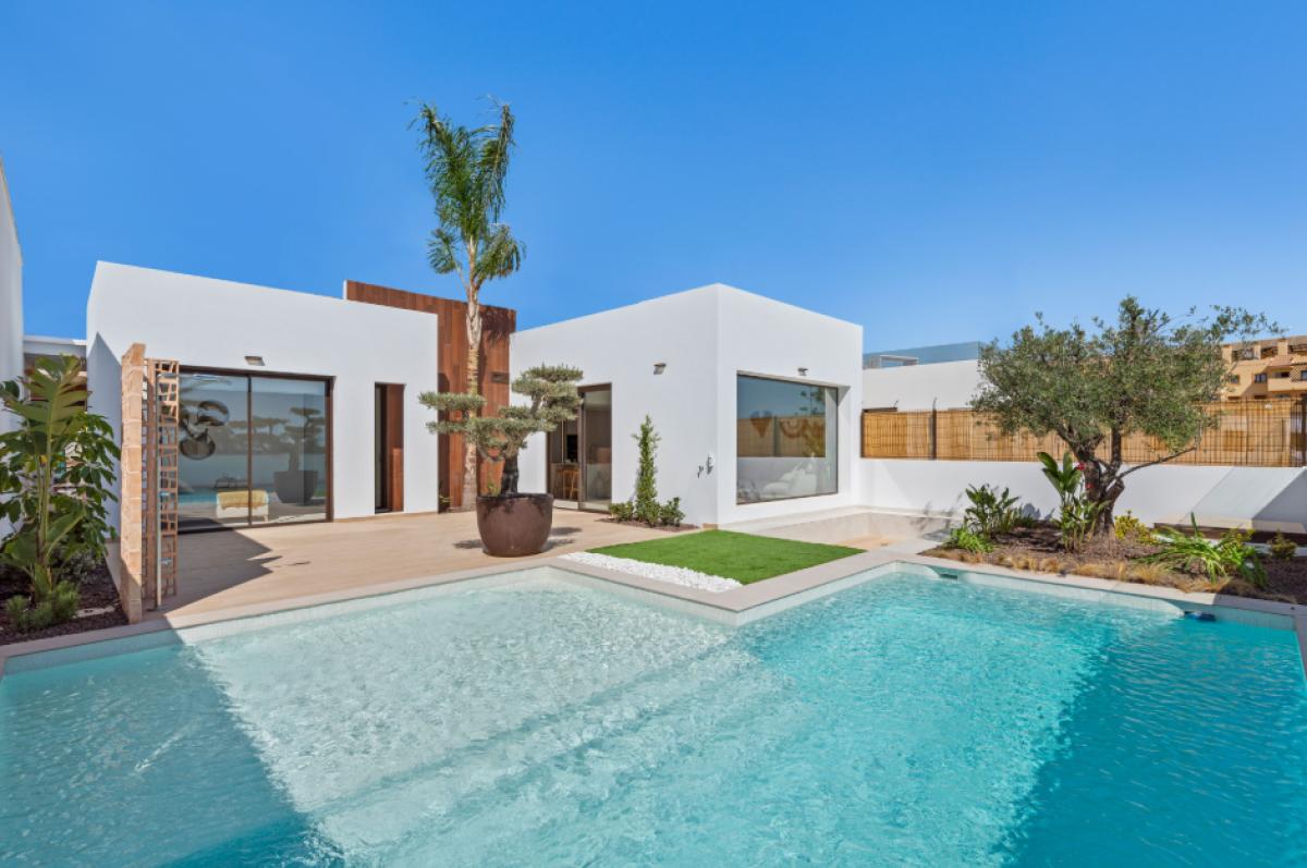 Properties for sale and rent in Spain photo 2