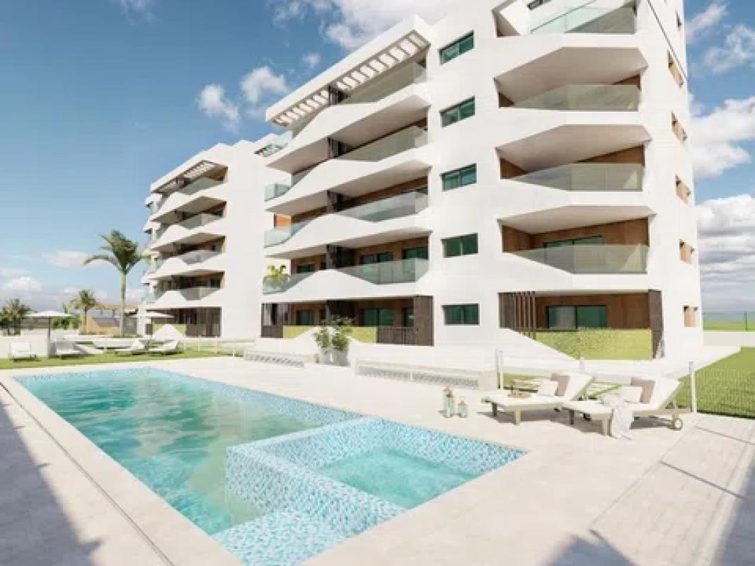 Sale of ground in Avenida del Comtat de Fabraquer, 2, Alicante
 photo 2