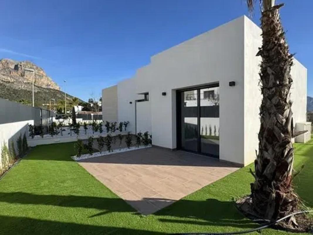 Obra nueva Villa terminada Polop en Polop (Revista) photo 3