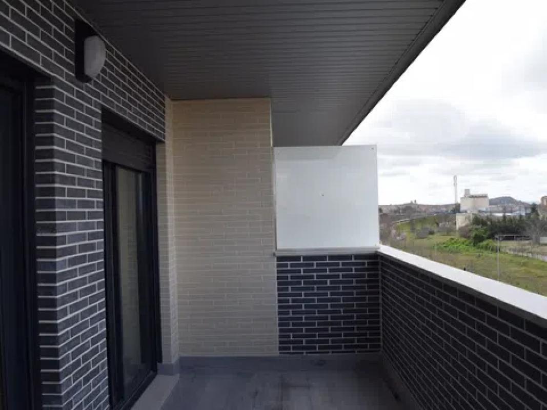 Venta de duplex en Avenida Juan Pablo II, 13, Cáceres photo 2
