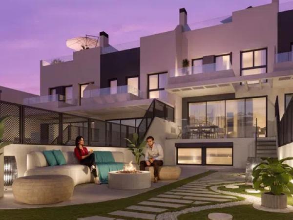 Chalet adosado en venta en  Calle La Cala Golf, 1 , Mijas photo 1