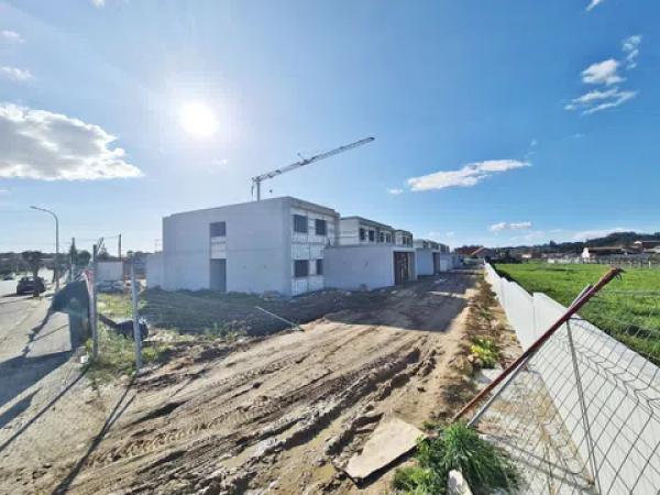 Chalet adosado en venta en  Calle de Pereira, 2 , Ribadumia photo 4
