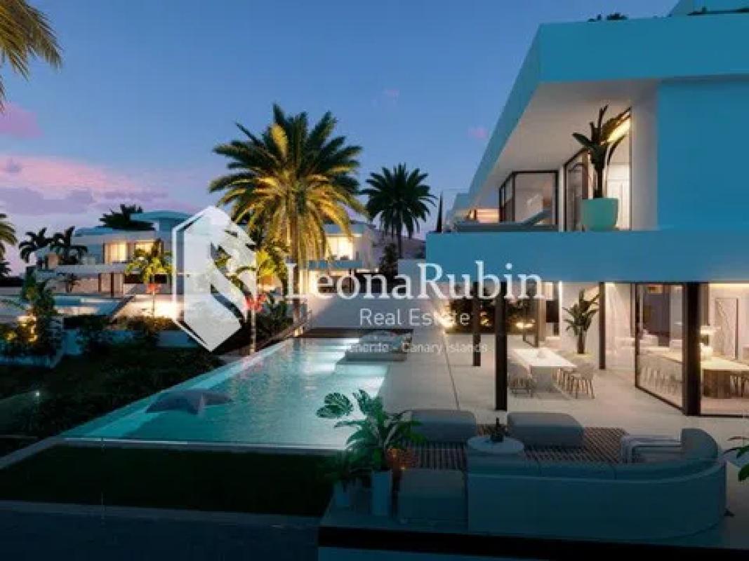 Obra nueva AQUA EIGHT Villas en Arona (Revista) photo 3