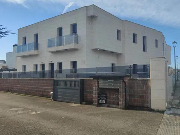 Apartment for sale in Bº La Calle 5B, 5, Piélagos photo 1