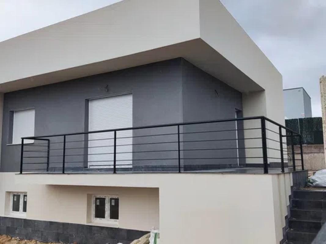Obra nueva RESIDENCIAL UNIFAMILIARES VALMAYOR en Méntrida (Revista) photo 2