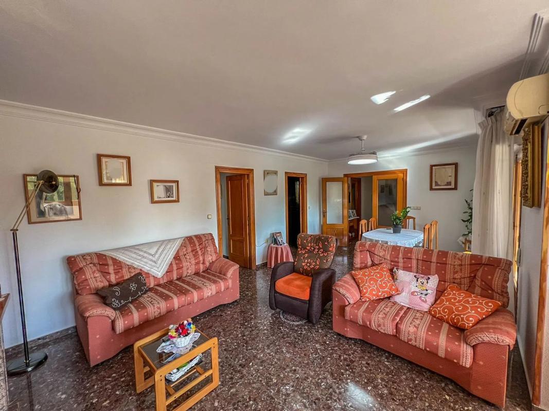 Sale of independent chalet in Camino de Beniel, Orihuela
 photo 2