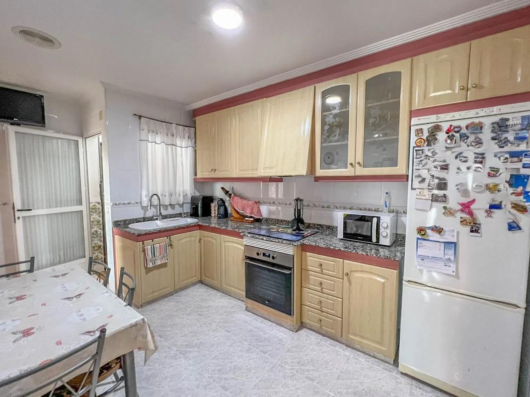 Sale of independent chalet in Camino de Beniel, Orihuela
 photo 5