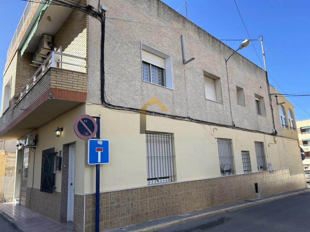 Sale of independent chalet in La Murada-Los Vicentes, Orihuela
photo 2