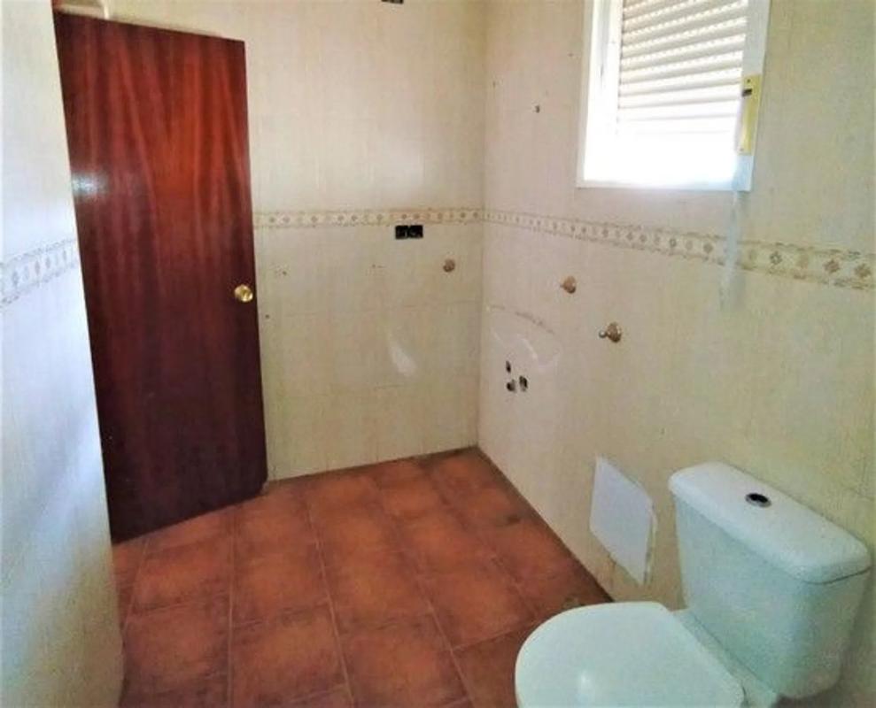 Properties for sale and rent in Spain photo 2
