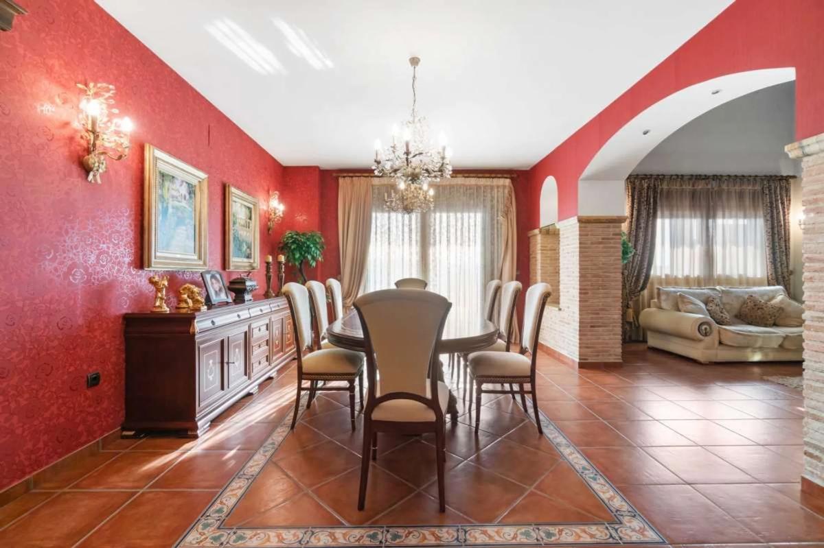 Properties for sale and rent in Spain photo 3