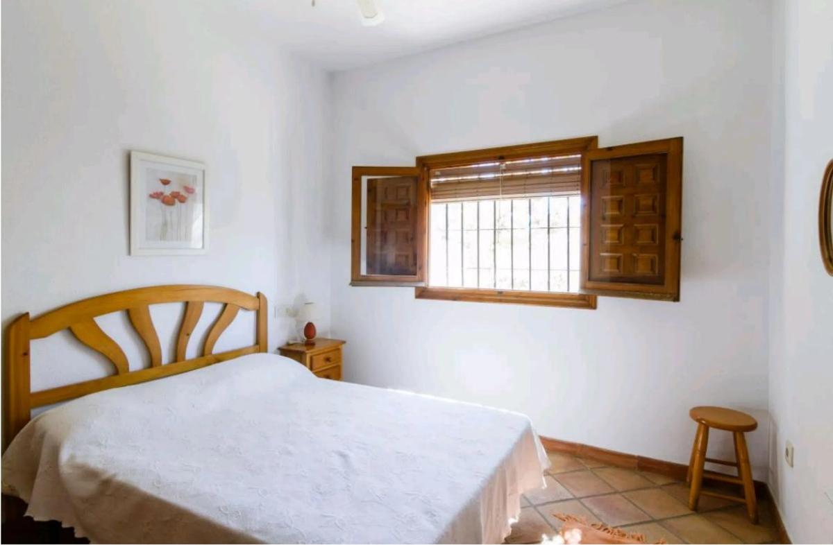 Properties for sale and rent in Spain photo 4