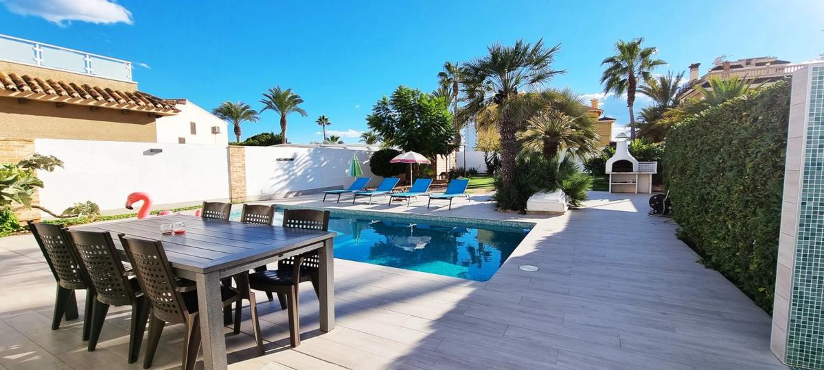Properties for sale and rent in Spain photo 3