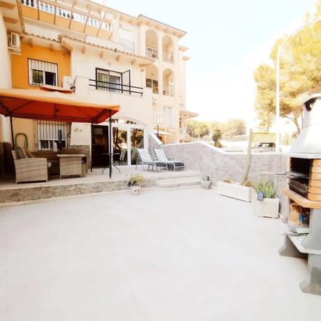 Chalet adosado en calle M.Hernández Desam. photo 1