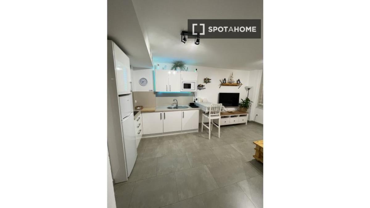 Properties for sale and rent in Spain photo 2