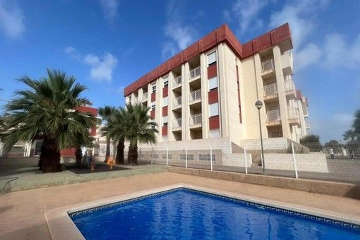 Venta de piso en Calle Báltico, Orihuela
 photo 3