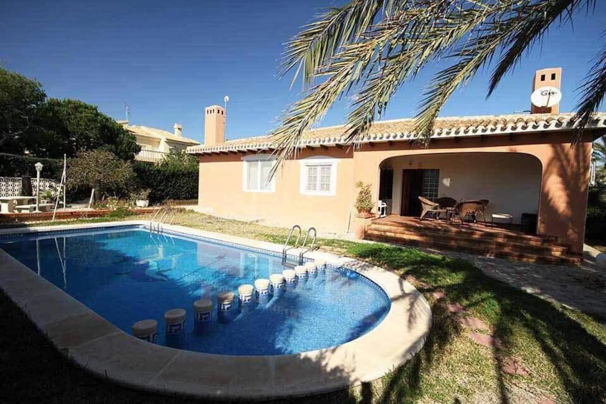 Properties for sale and rent in Spain photo 1