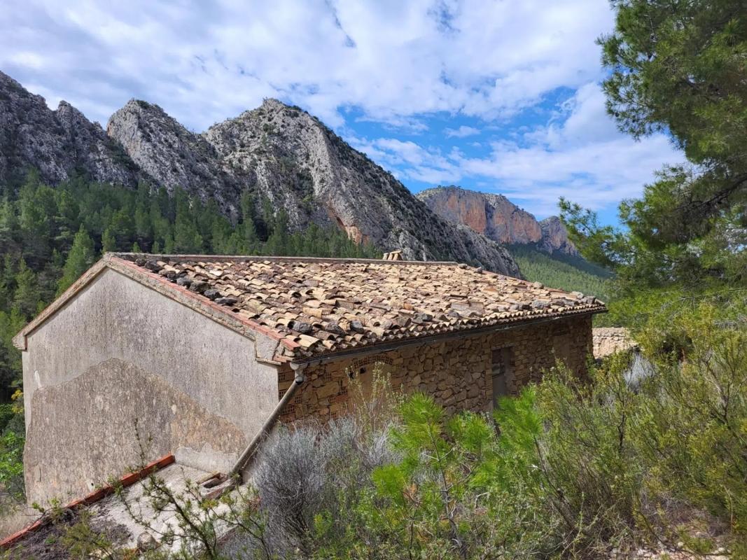 Terreno en venta en Benimantell, Alicante photo 3