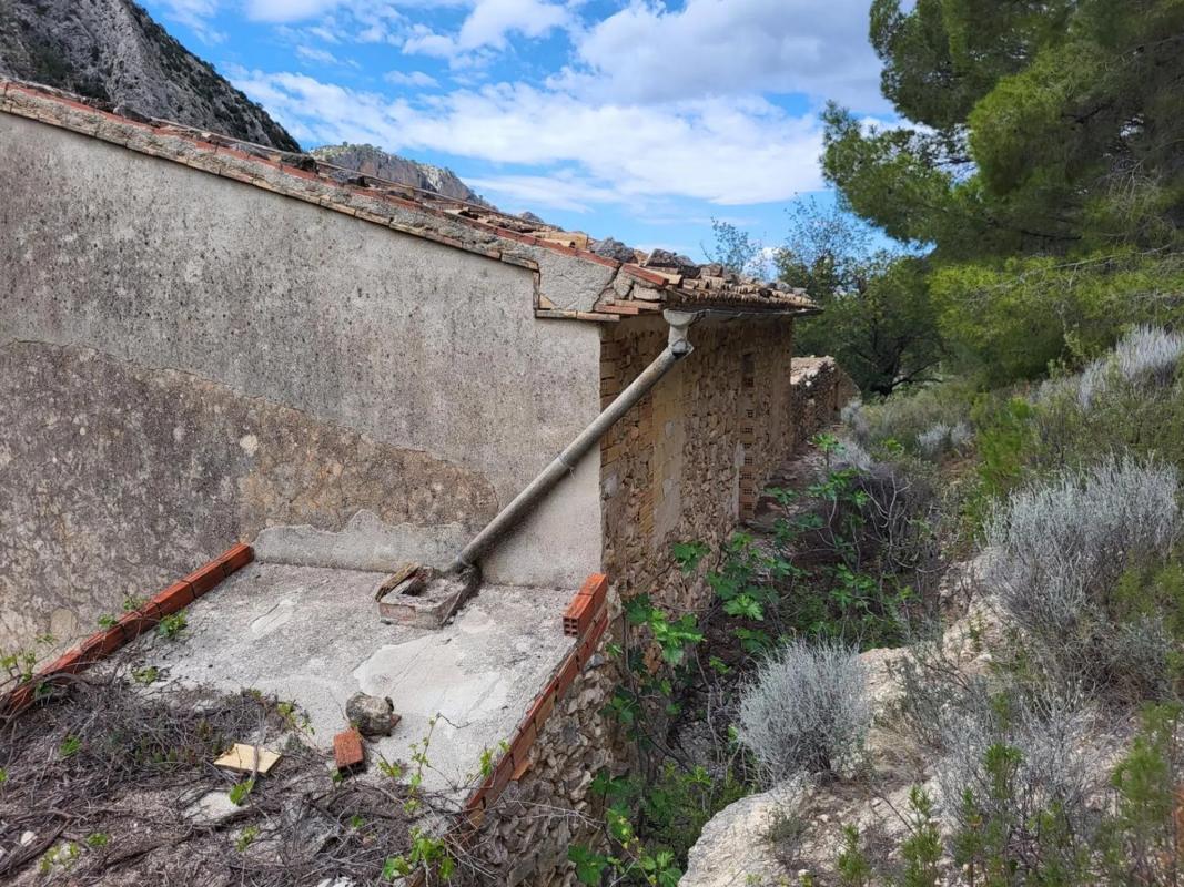 Terreno en venta en Benimantell, Alicante photo 4