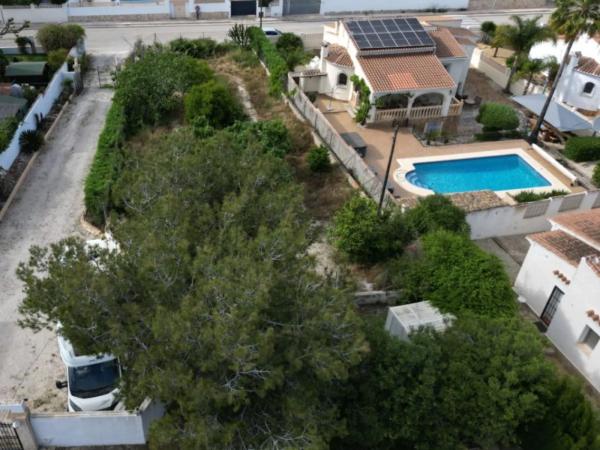 Terreno en Urbanització les Fonts thumbnail 2