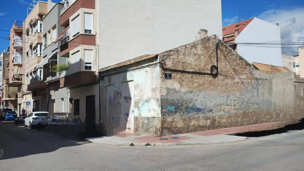 Terreno en venta en Santa Pola, Alicante photo 1